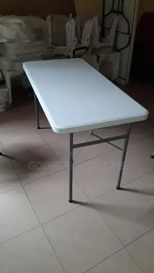 4 Feet Rectangular Banquet Table