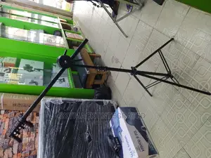Reflector Holder