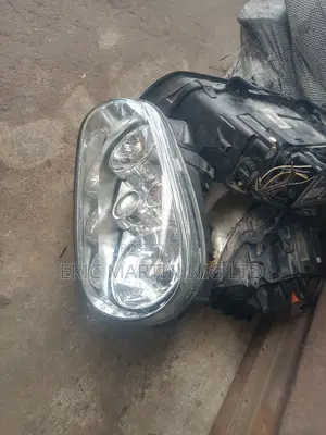 Complete Head Lamp Volkswagen Goif 4 2002 Model
