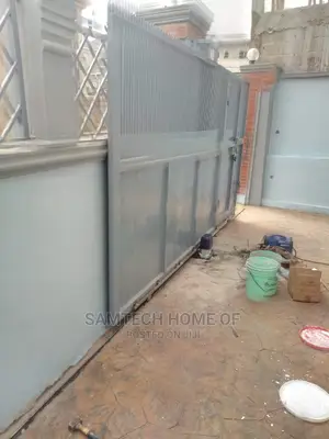 Automatic Sliding Gates