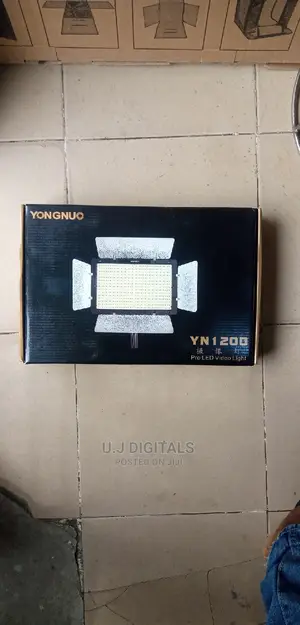 Yongnuo Yn 1200 Led Professional Video Light