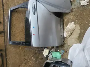 Back Door 08 CRV