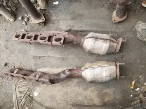 Manifold Catalyst Nissan Armada