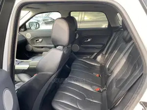 Land Rover Range Rover Evoque Pure AWD 5-Door 2013 White