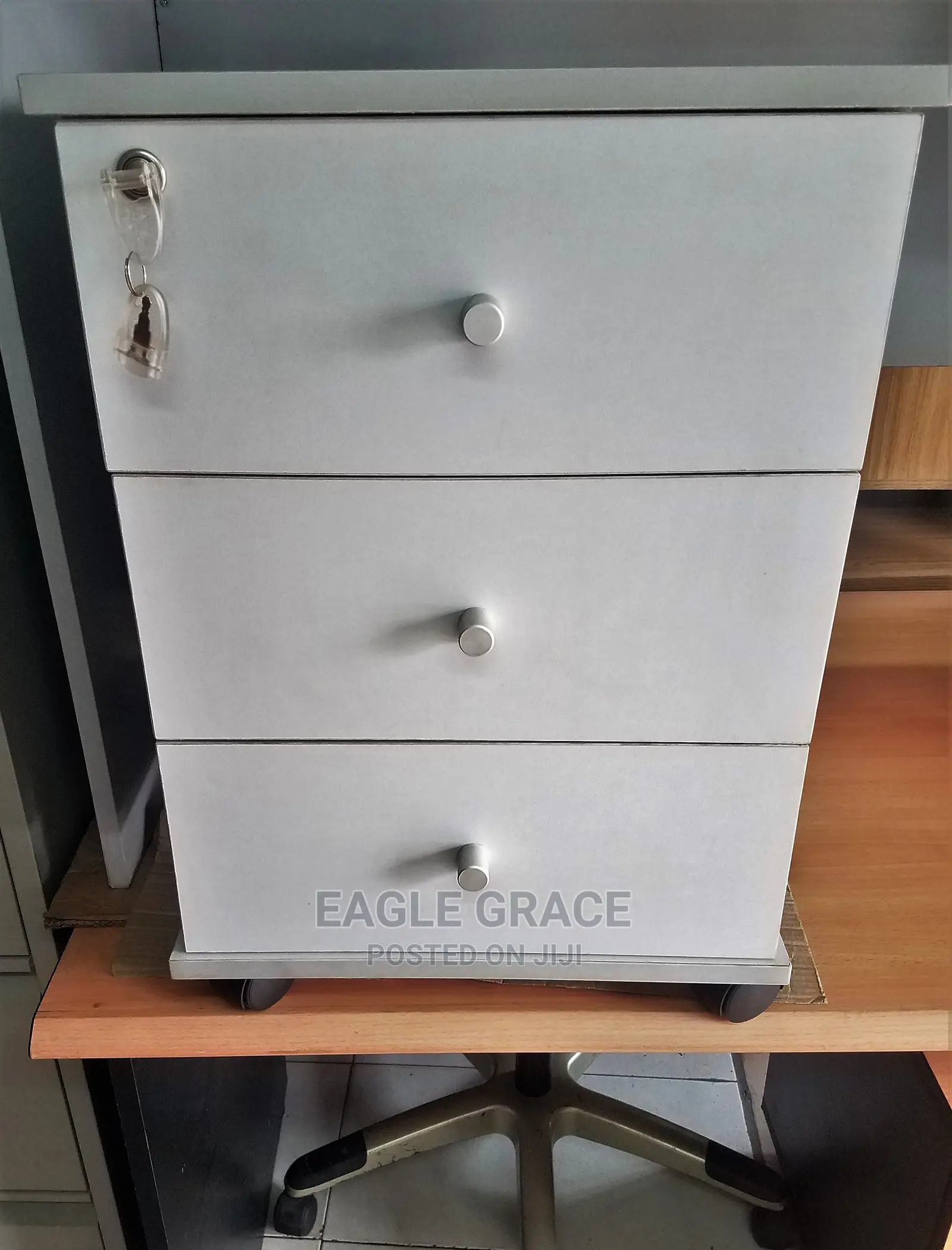 Mobile Drawer