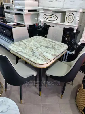 Classic Marble Dining Table 4 Seaters