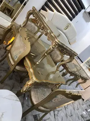 Executive Royal Dinning Table With Six Chairs
