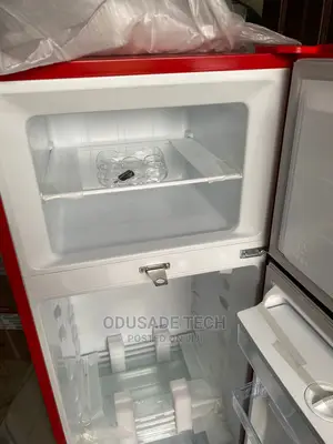 Hisense 204 Liters Double Door Refrigerator +Dispenser Water