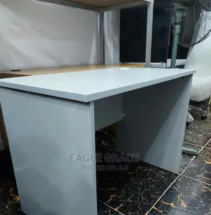 High Quality Office Table