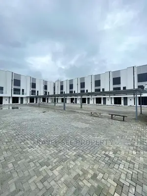 4bdrm Duplex in Ikate Roads Lekki for sale
