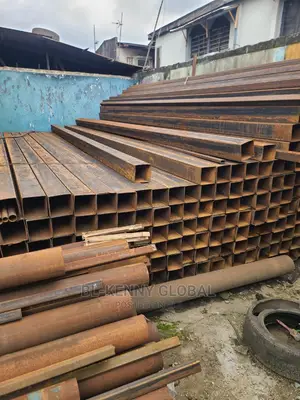 6" X 6" X 3mm Square Pipe