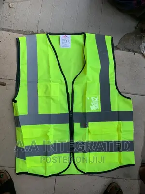 Reflective Jacket With 2 Front Pockets