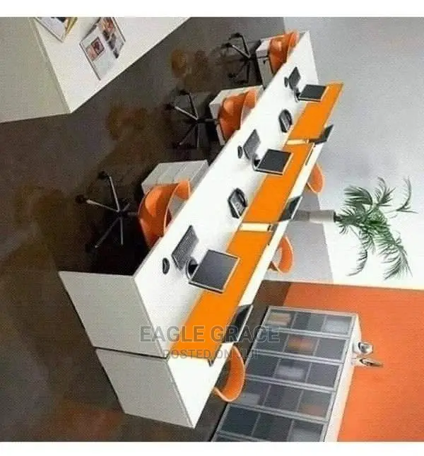 6 Man Workstation