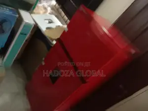 Brand New Hisense 204L Redcolour Water Dispenser R600 Gas