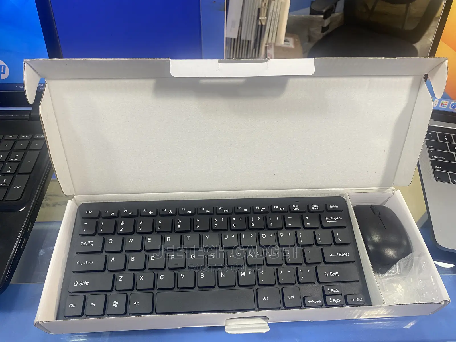 Mini Wireless Keyboard and Mouse