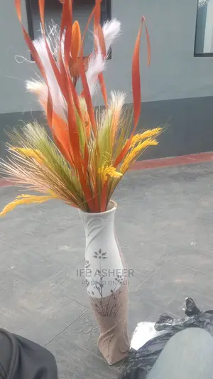 Classic Flower Vase With Exotic Flowers 001