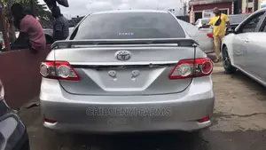 Toyota Corolla 2011 Silver