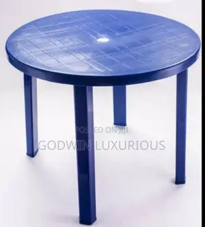 Restaurants Plastic Round Table