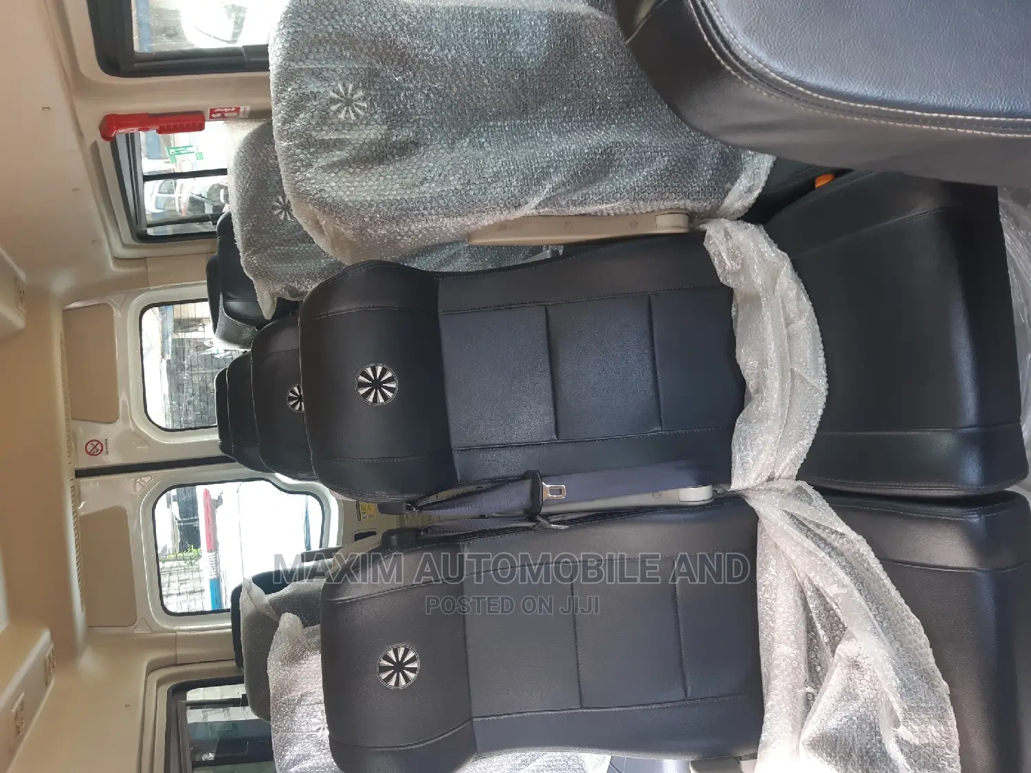 Bus 2018 White