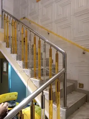 Aluminium/Stainless Handrail