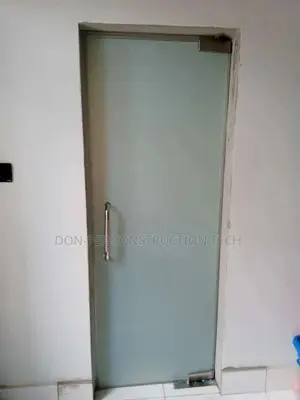 Frameless Glass Door