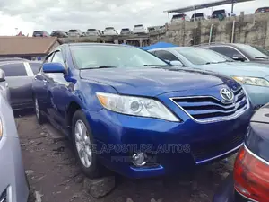 Toyota Camry 2010 Blue