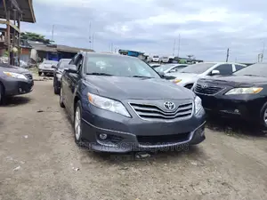 Toyota Camry 2010 Gray