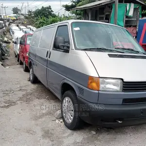 Volkswagen Transporter 2000 Grey
