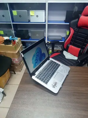 Laptop/Gadget Stand