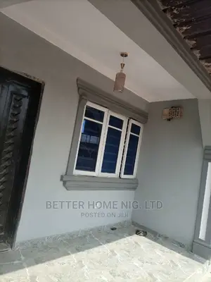 3bdrm Bungalow in Akoto Estate, Oluyole for sale