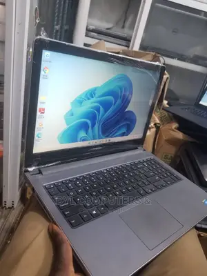 Laptop Dell Inspiron 15 5558 8GB Intel Core I5 HDD 500GB