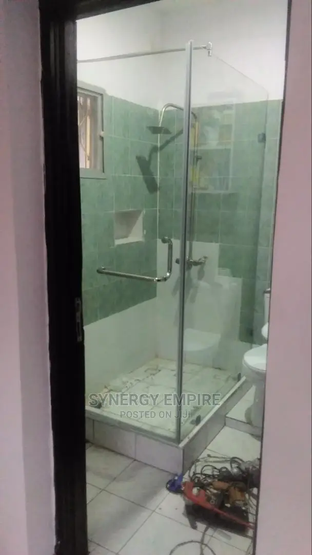 Frameless Glass Installation