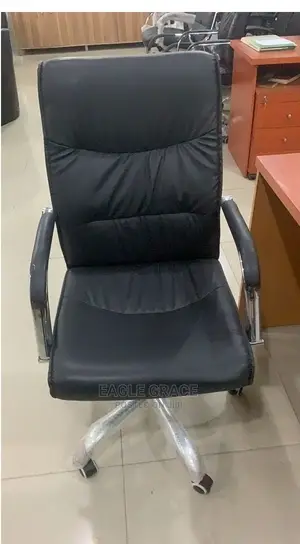 Executive Swivel Office Chair