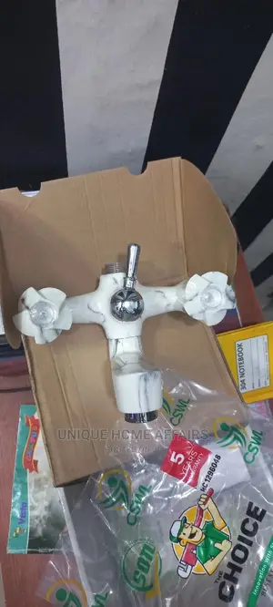 Choice Plastic Bath Mixer
