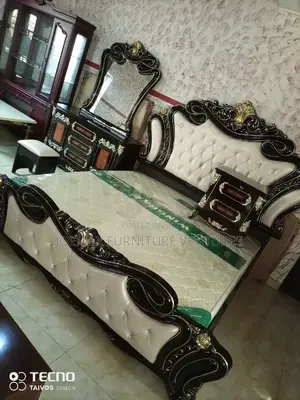 Royal Executive Modern Bed.