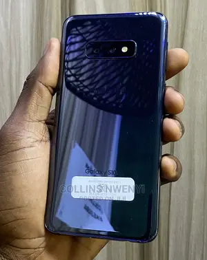 Samsung Galaxy S10e 128 GB Black