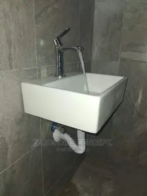 Small Size Ceramic Wash Hand Basin