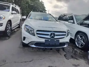 Mercedes-Benz GLA 250 2017 White