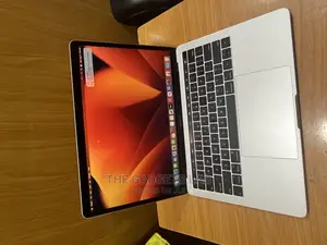 Laptop Apple MacBook Pro 2019 16GB Intel Core I7 SSD 1T