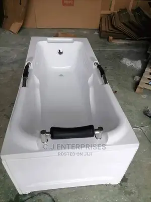 Executive Twyford Panel Bath