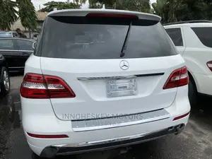 Mercedes-Benz M Class ML350 4MATIC 4dr SUV AWD (3.5L 6cyl 7A) 2015