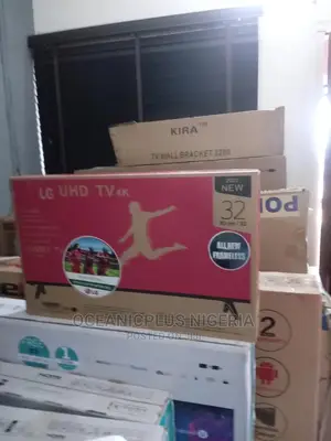 Reliable LG 32 Inches Smart TV Frameless