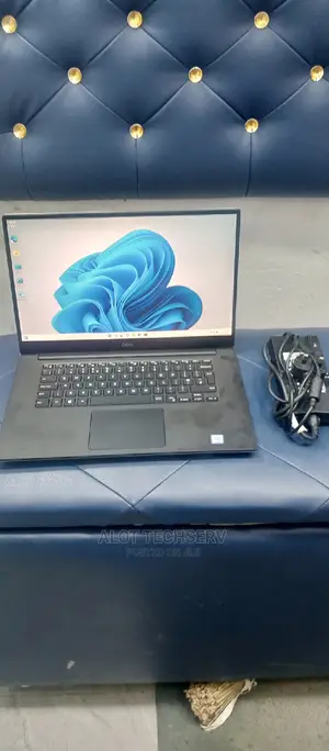 Laptop Dell Precision 15 5540 32GB Intel Core I7 SSD 512GB