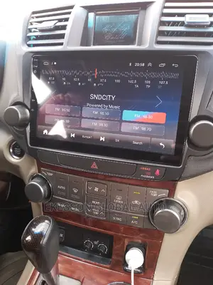 Toyota Highlander 08 -2012 Android Screen With Rear Camera
