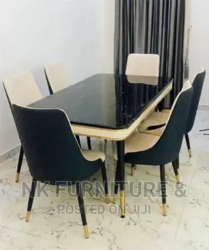 High Quality Luxury 6seaters Marble Dining Table