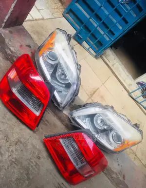 GLK 2010 Model Direct Tokunbo Front and Back Light