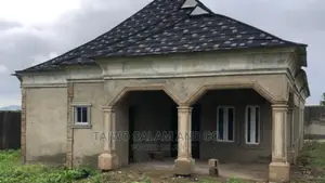 Furnished 3bdrm Bungalow in Ibadan for sale