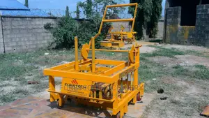Ft300 Mobile Concrete Block Molding Machine. (Egg Layer)