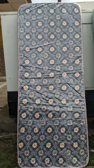 2.5 Ft By 6 Unifoam Jade Student Mattress