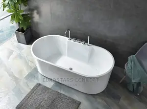 Quality Bath Tub With Brass Tap